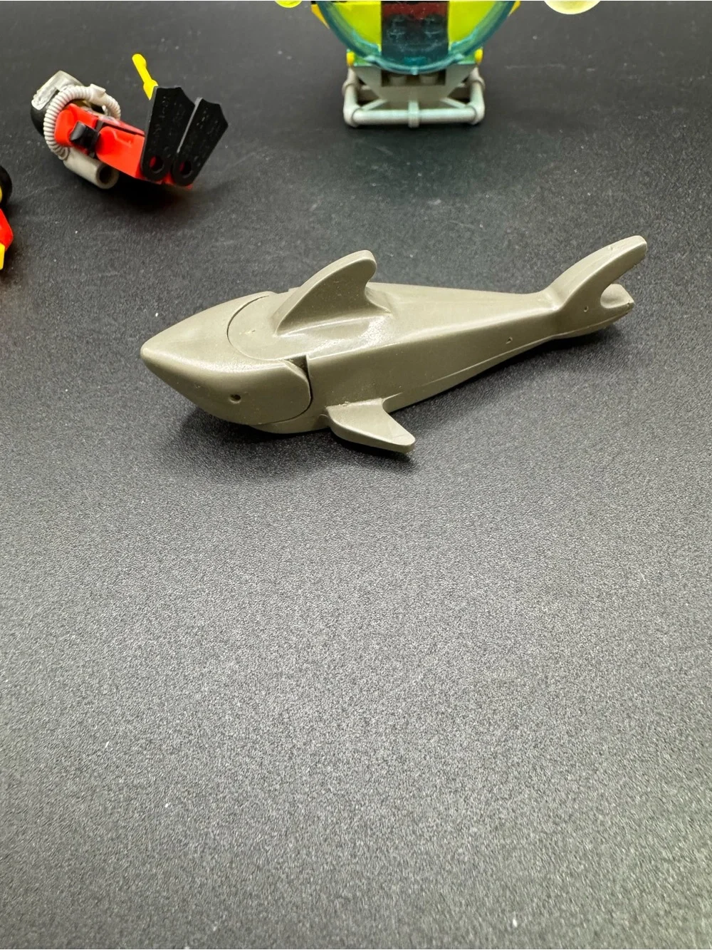 Vintage LEGO Town Divers Shark Attack 6599 Near Complete Set Retired 1997 - Picture 6 of 10